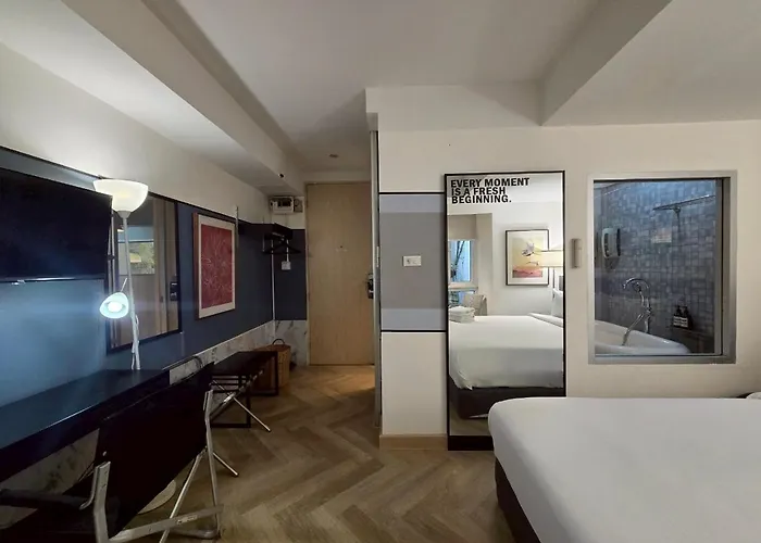 Somewhere To Escape - Hometel 3* Bangkok