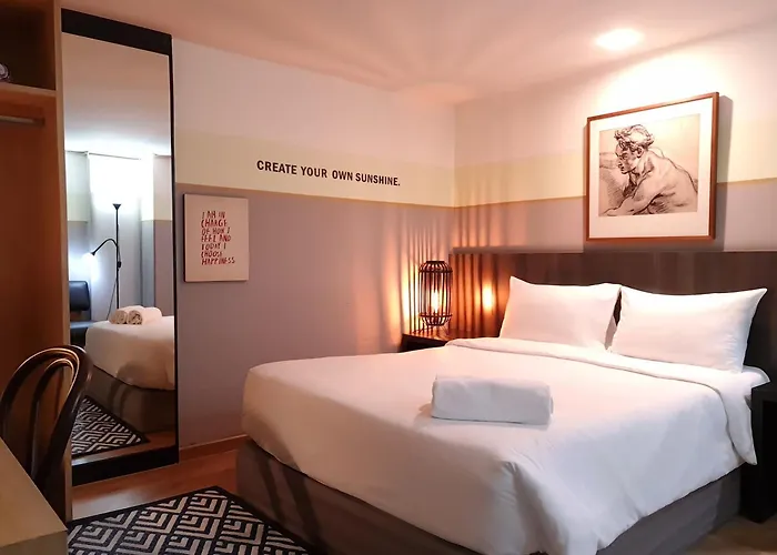Hotel Somewhere To Escape - Hometel 3*