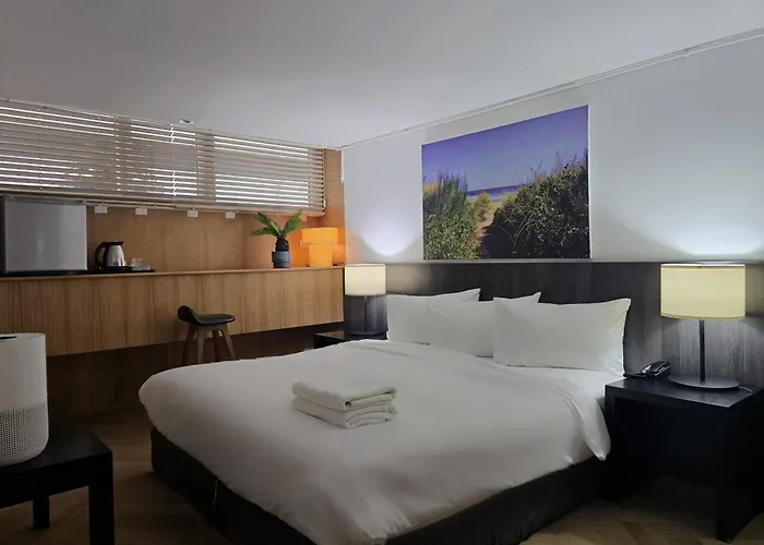 Hotel Somewhere To Escape - Hometel 3*