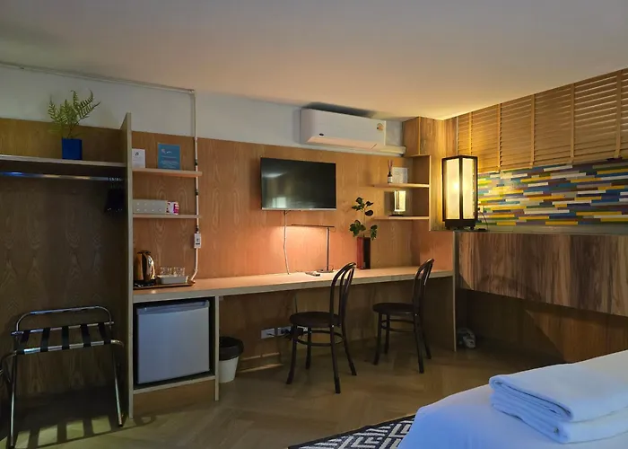 호텔 Somewhere To Escape - Hometel 3*