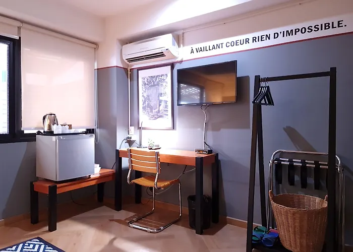 Hotel Somewhere To Escape - Hometel Bangkok